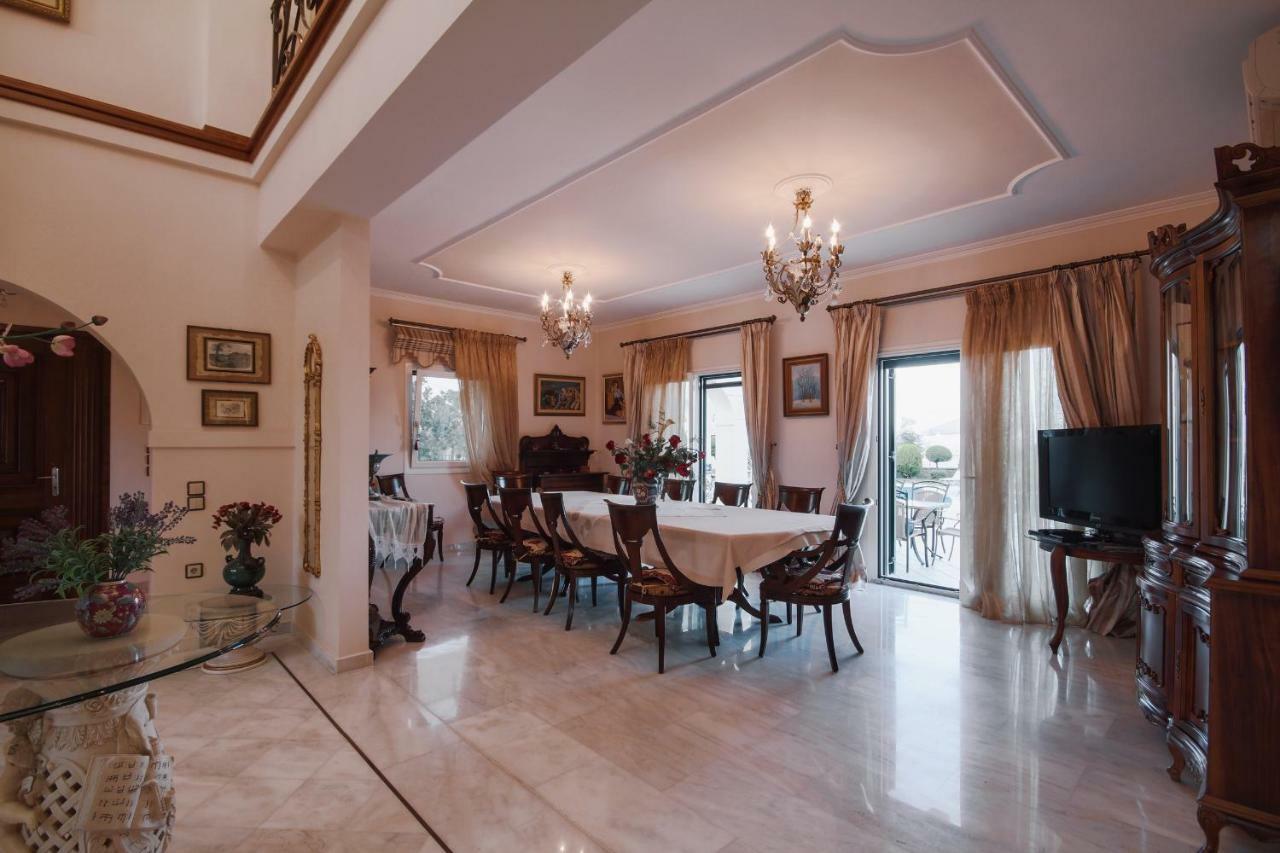 קונטואקלי Villa Ellania מראה חיצוני תמונה