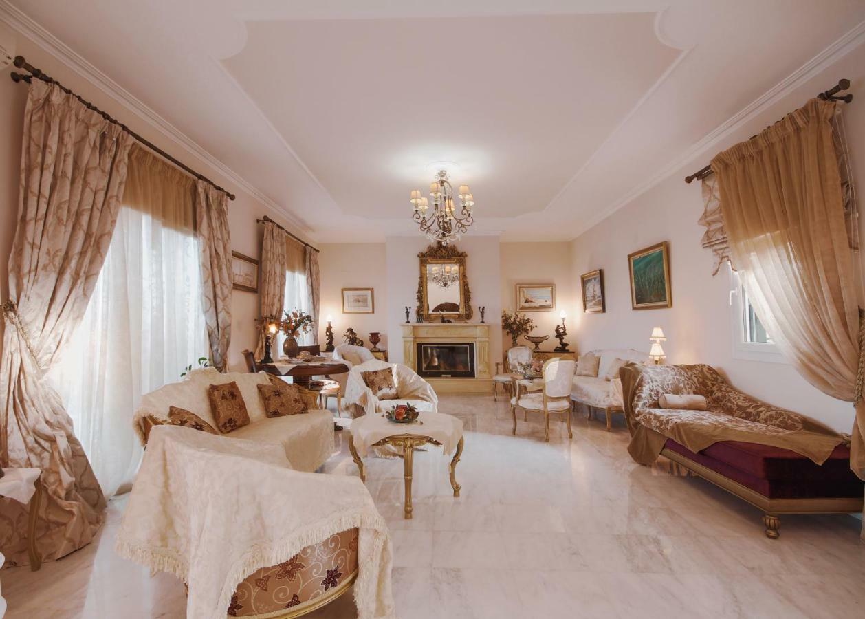 קונטואקלי Villa Ellania מראה חיצוני תמונה