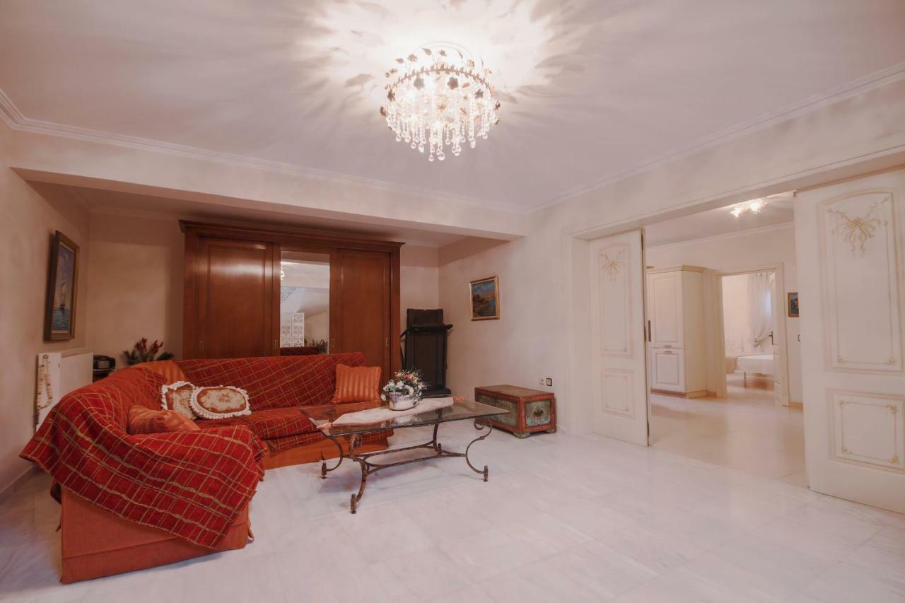 קונטואקלי Villa Ellania מראה חיצוני תמונה